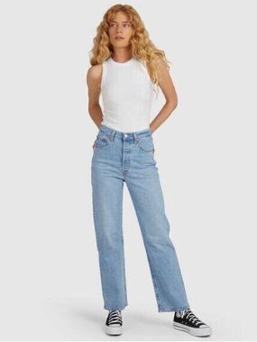 Levi’s Ribcage Straight Ankle jeans
